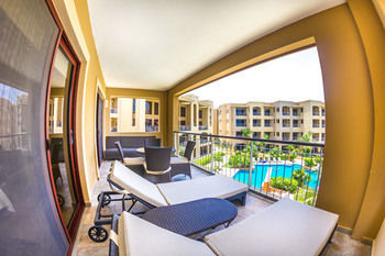 Hotel El Faro Oceanfront By Bric Playa del Carmen