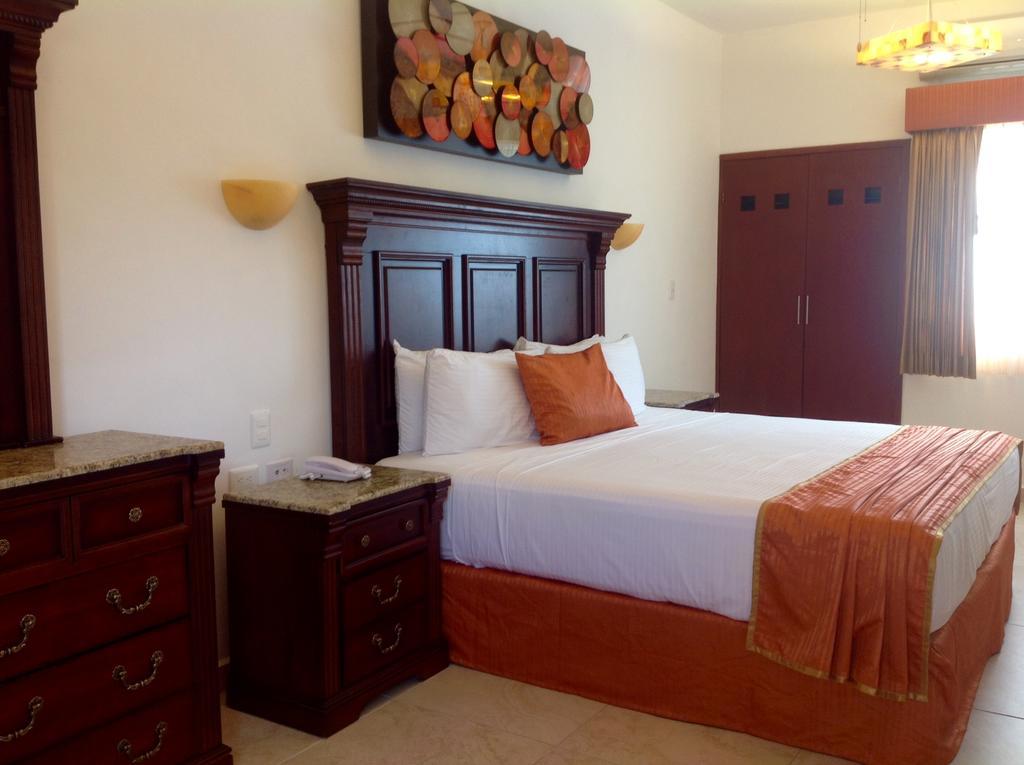 Khách sạn Golondrinas 4*