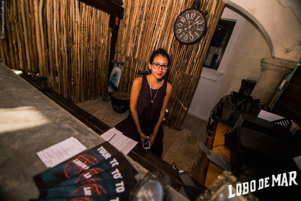 Lobo De Mar Hostel