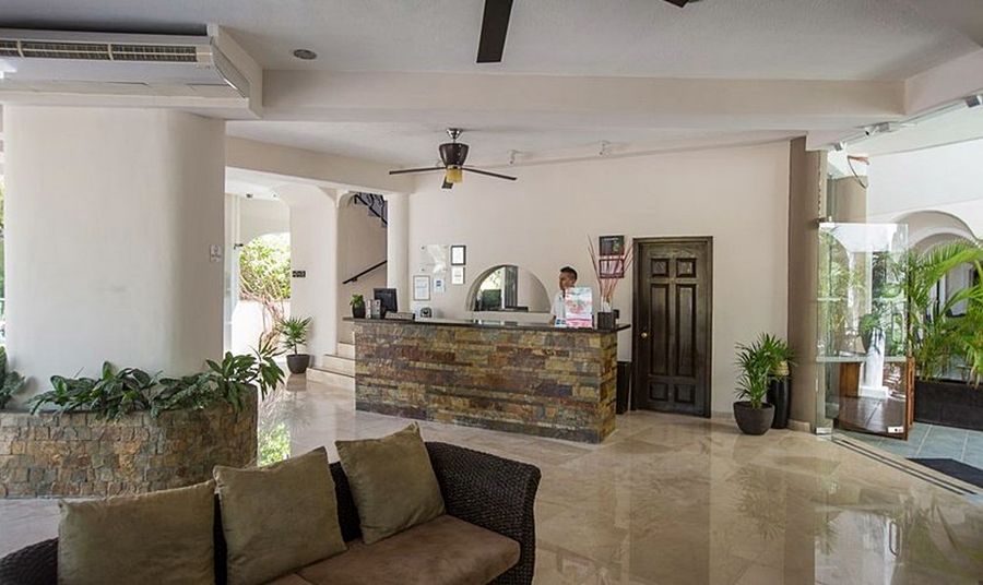 Khách sạn Hacienda Paradise 4*