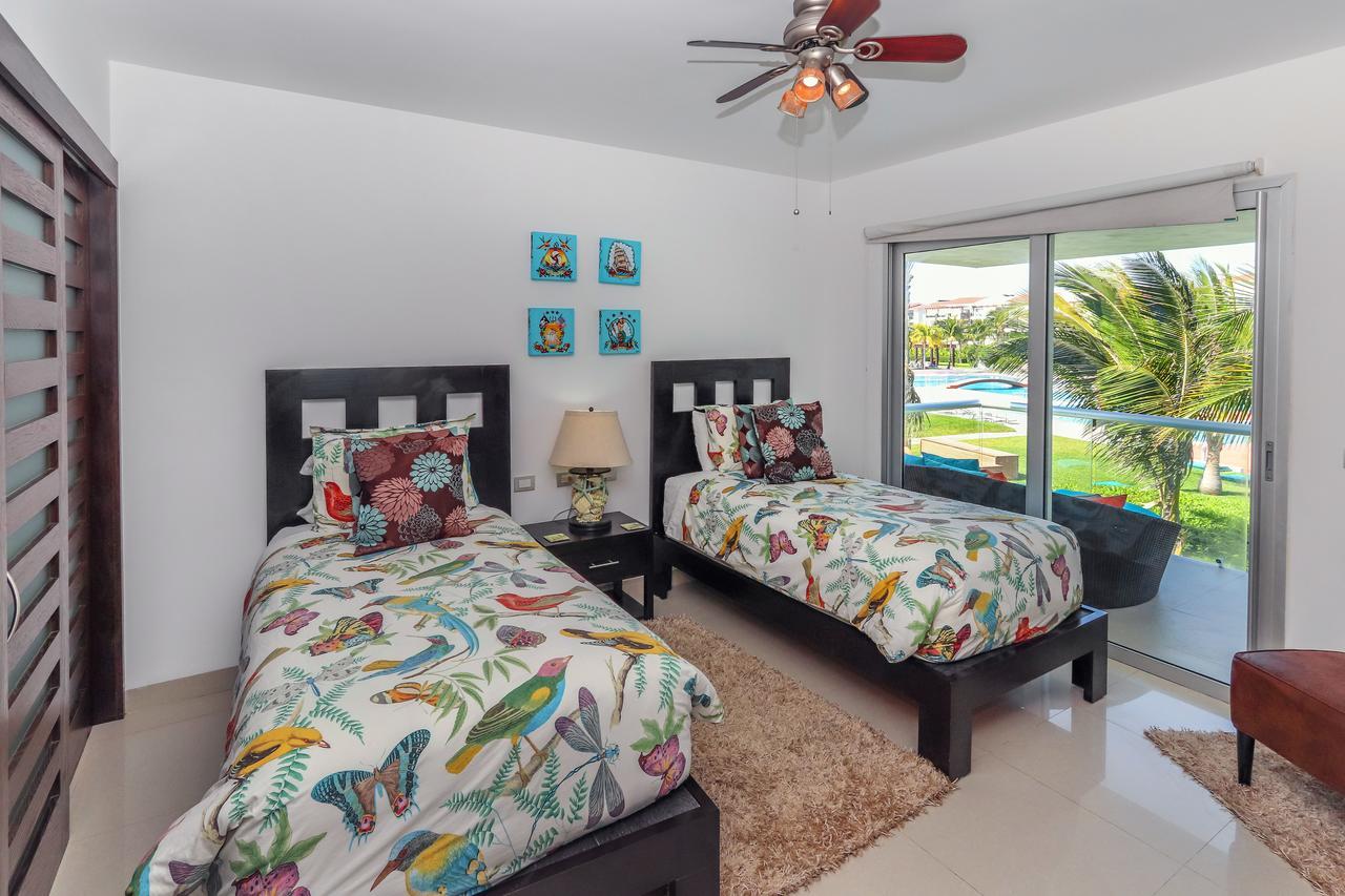 Ferienhaus Beachfront With Jacuzzi, 3 Bedroom & Pool - At Mareazul Corazon
