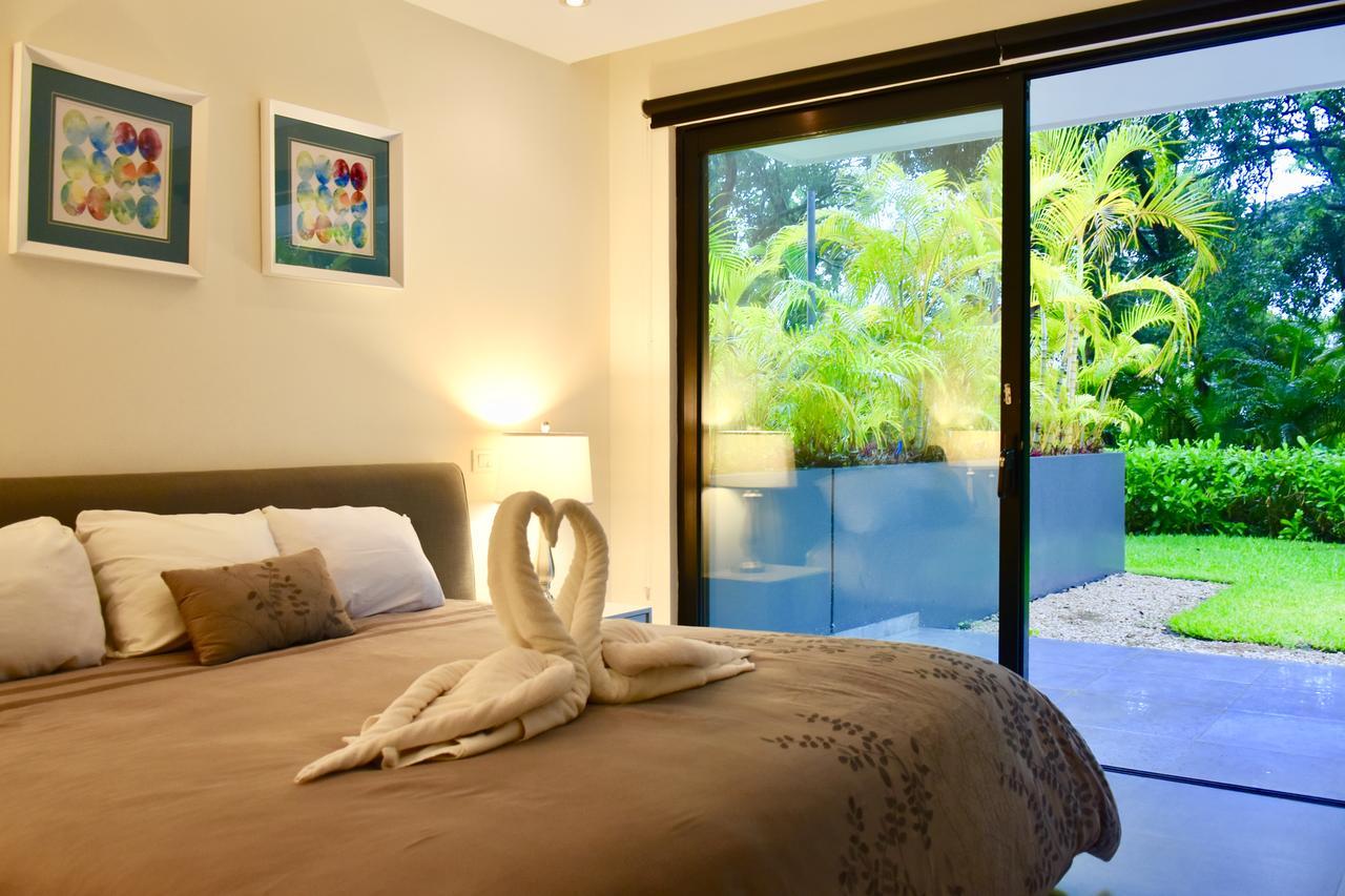 Family Getaway At Nick Price Residences Apartment