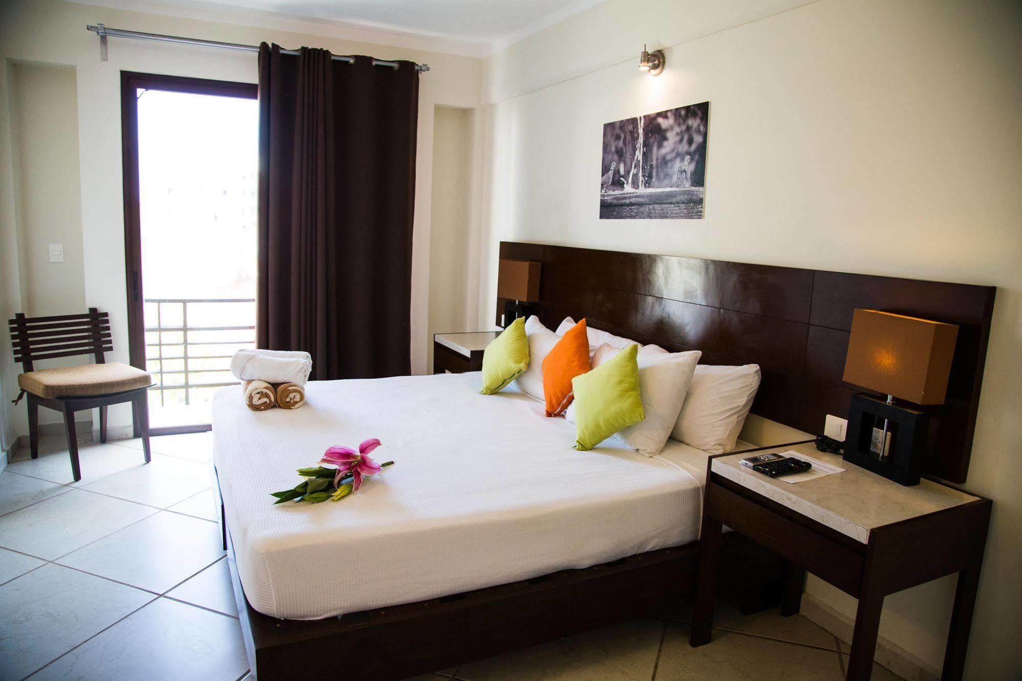 La Galeria By Bunik Hotel 3*