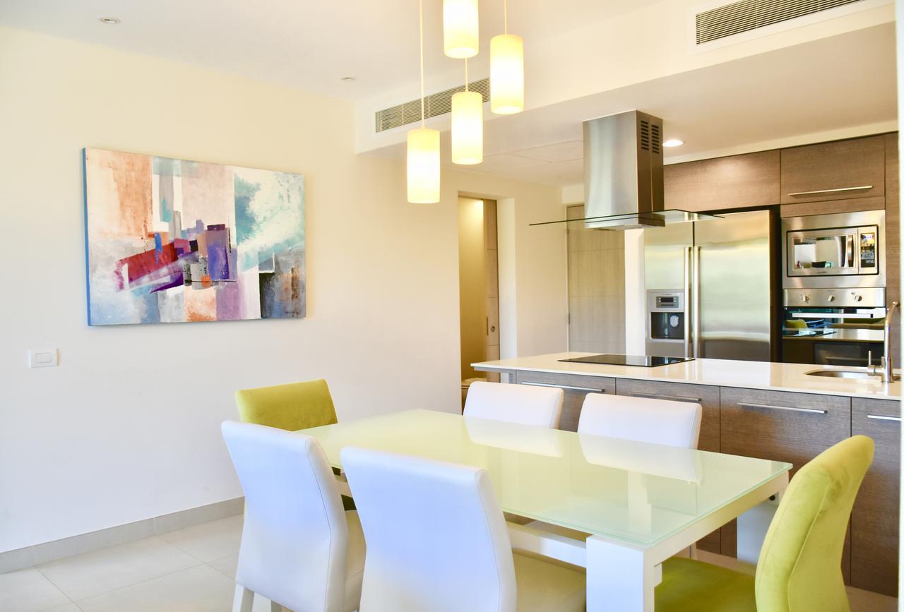 Family Getaway At Nick Price Residences Apartment Playa del Carmen