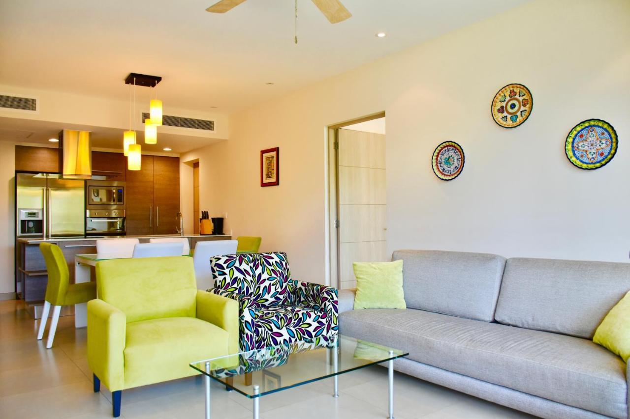 Family Getaway At Nick Price Residences Apartment Playa del Carmen