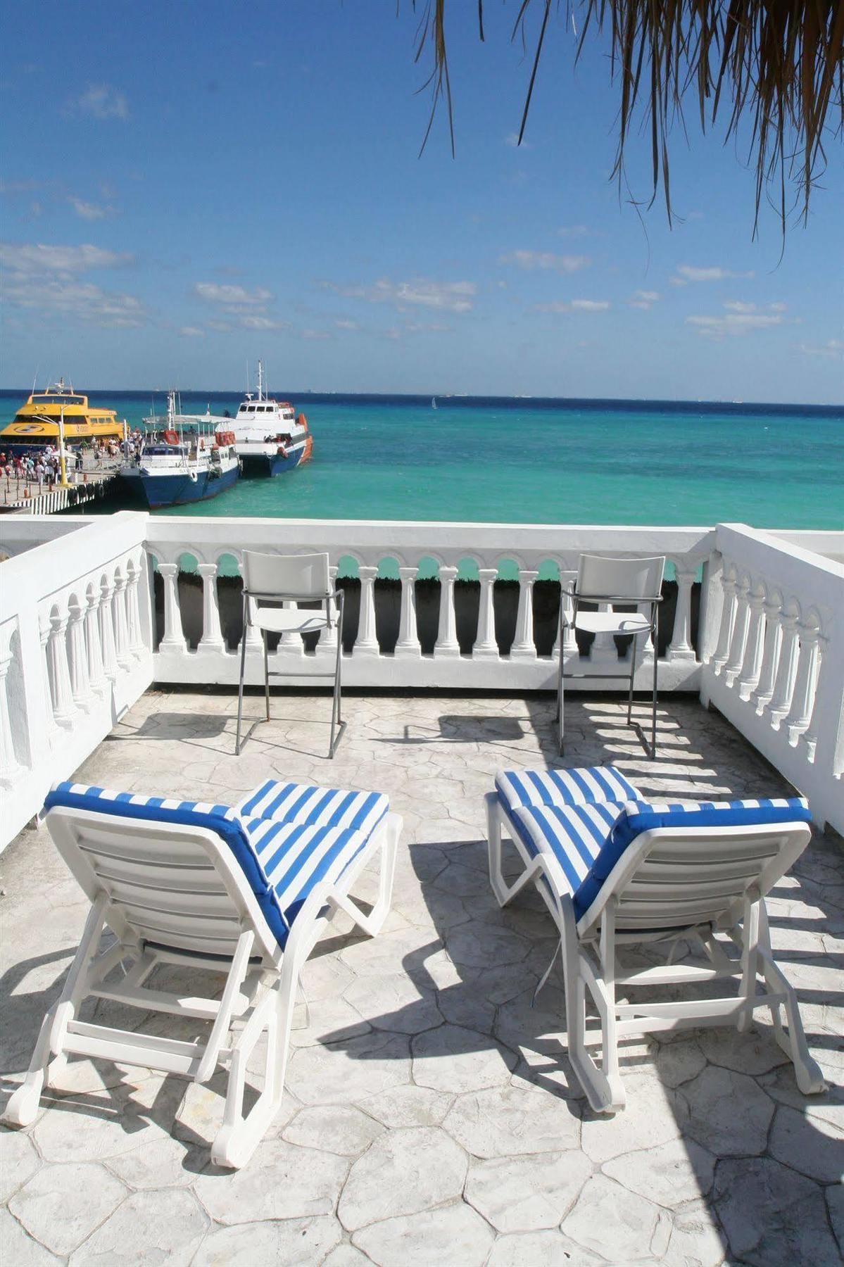 Plaza Marina