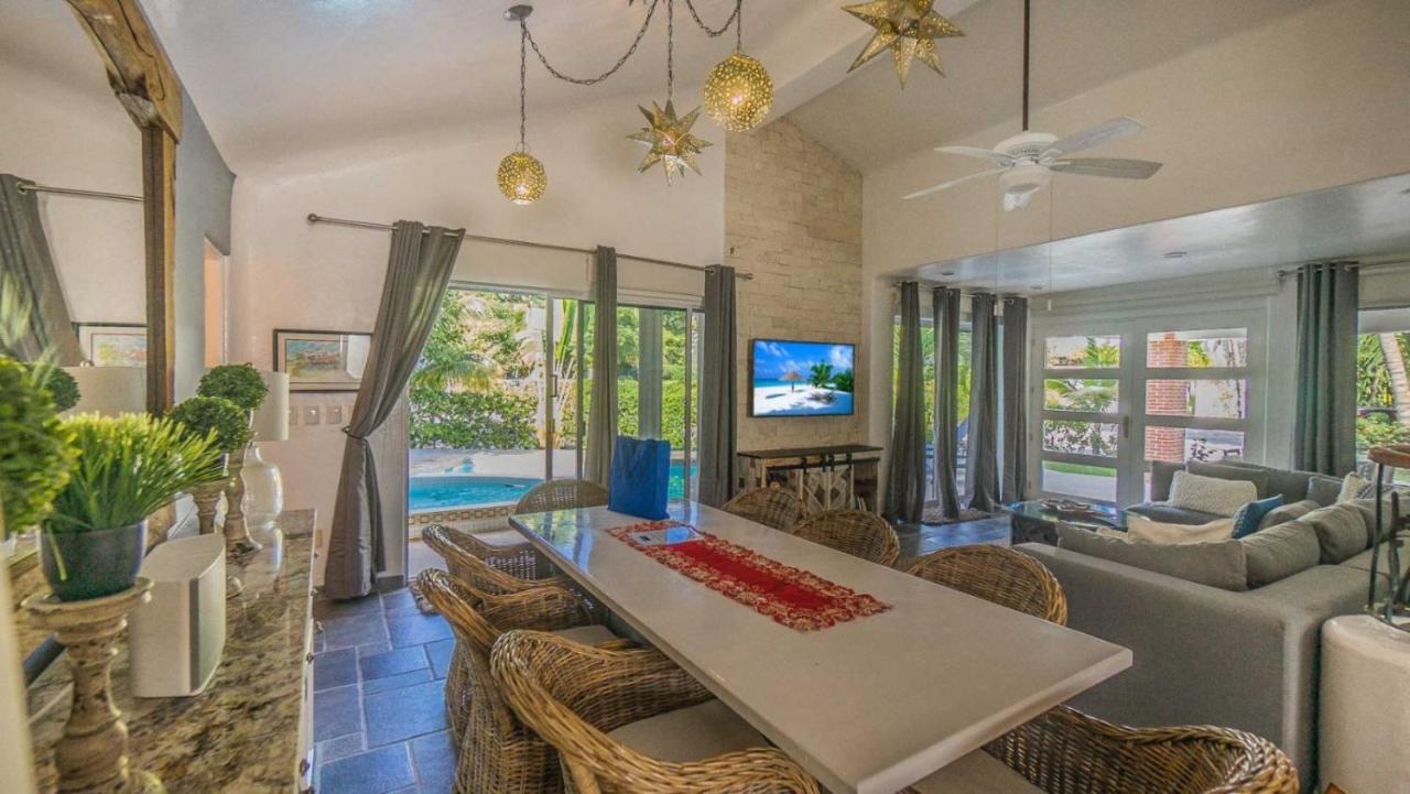 Casa Blanca Playa del Carmen