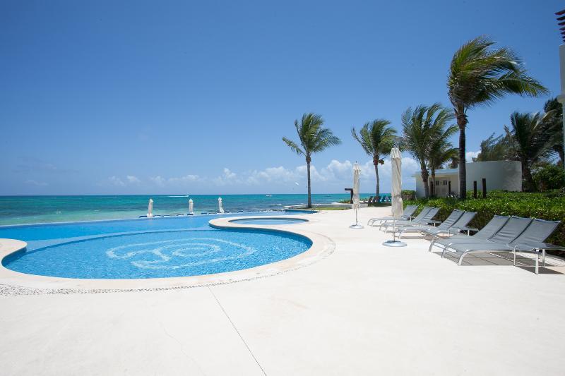 Okol Paraiso By Riviera