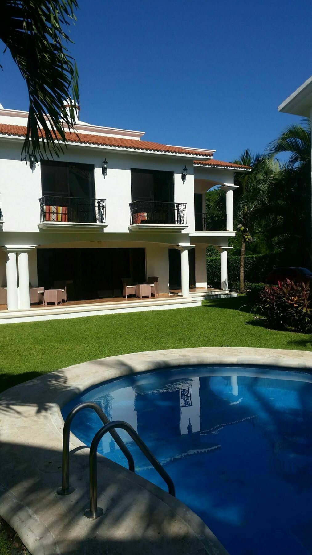 Hibiscus Bed & Breakfast 3*