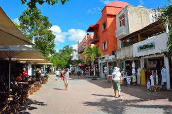 Hotel Plaza Phocea 3*