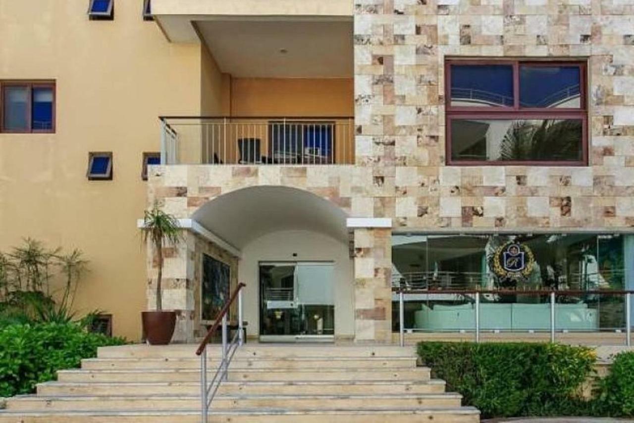 El Faro 101 Surf Apartment *
