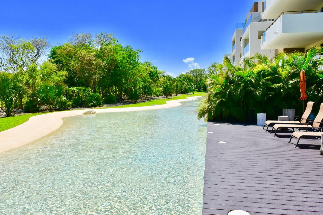 Apartment Family Getaway At Nick Price Residences
