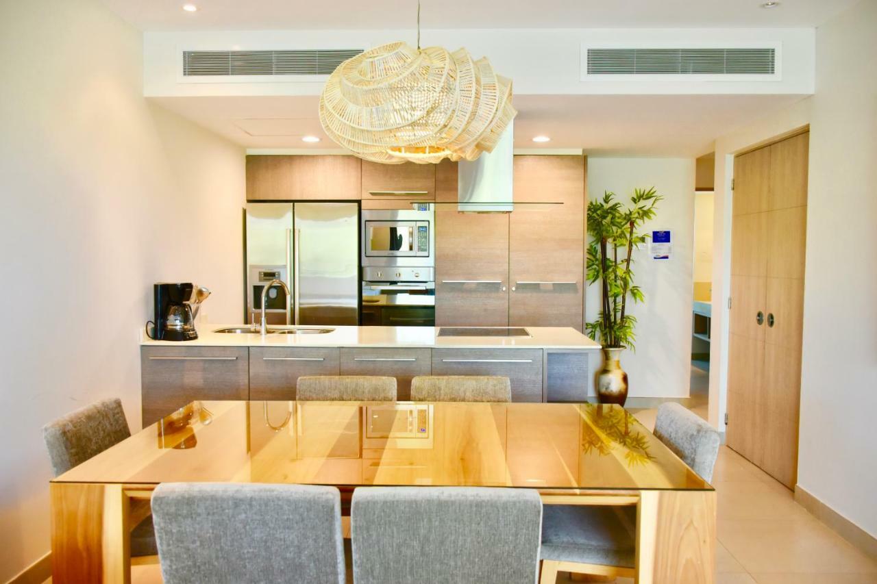 Apartment Family Getaway At Nick Price Residences