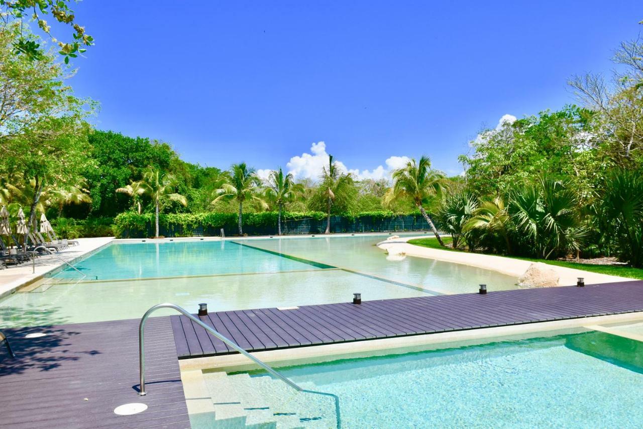 Family Getaway At Nick Price Residences
