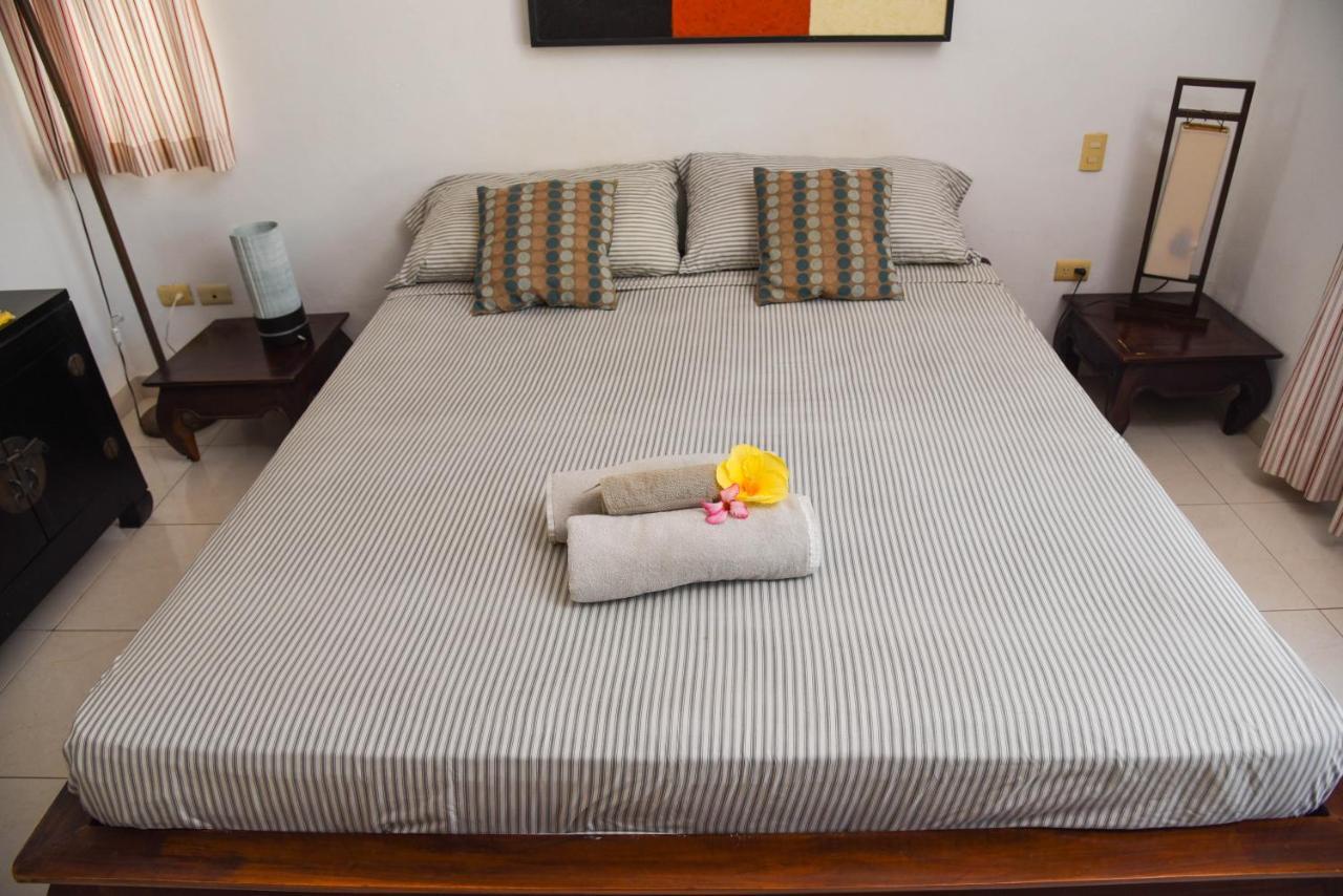 Playa Vintage Bed & Breakfast *