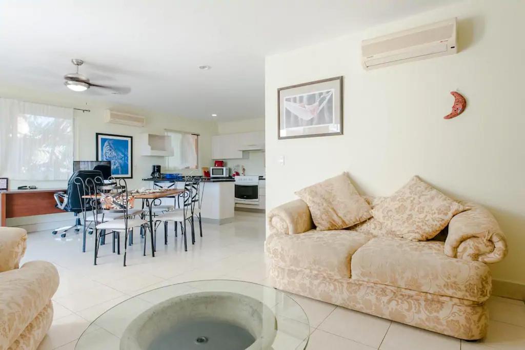Bed & Breakfast Mexican Caribe Beach
