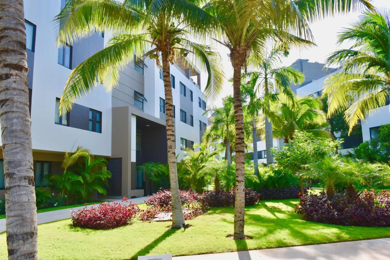 Family Getaway At Nick Price Residences Playa del Carmen