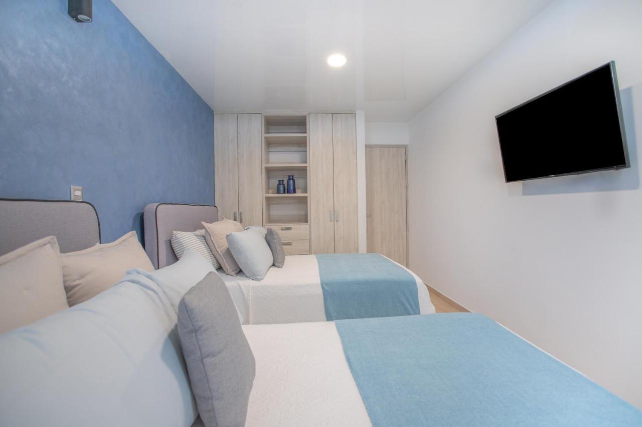 Khách sạn Macondo 5ta Av Residences Fi 4*