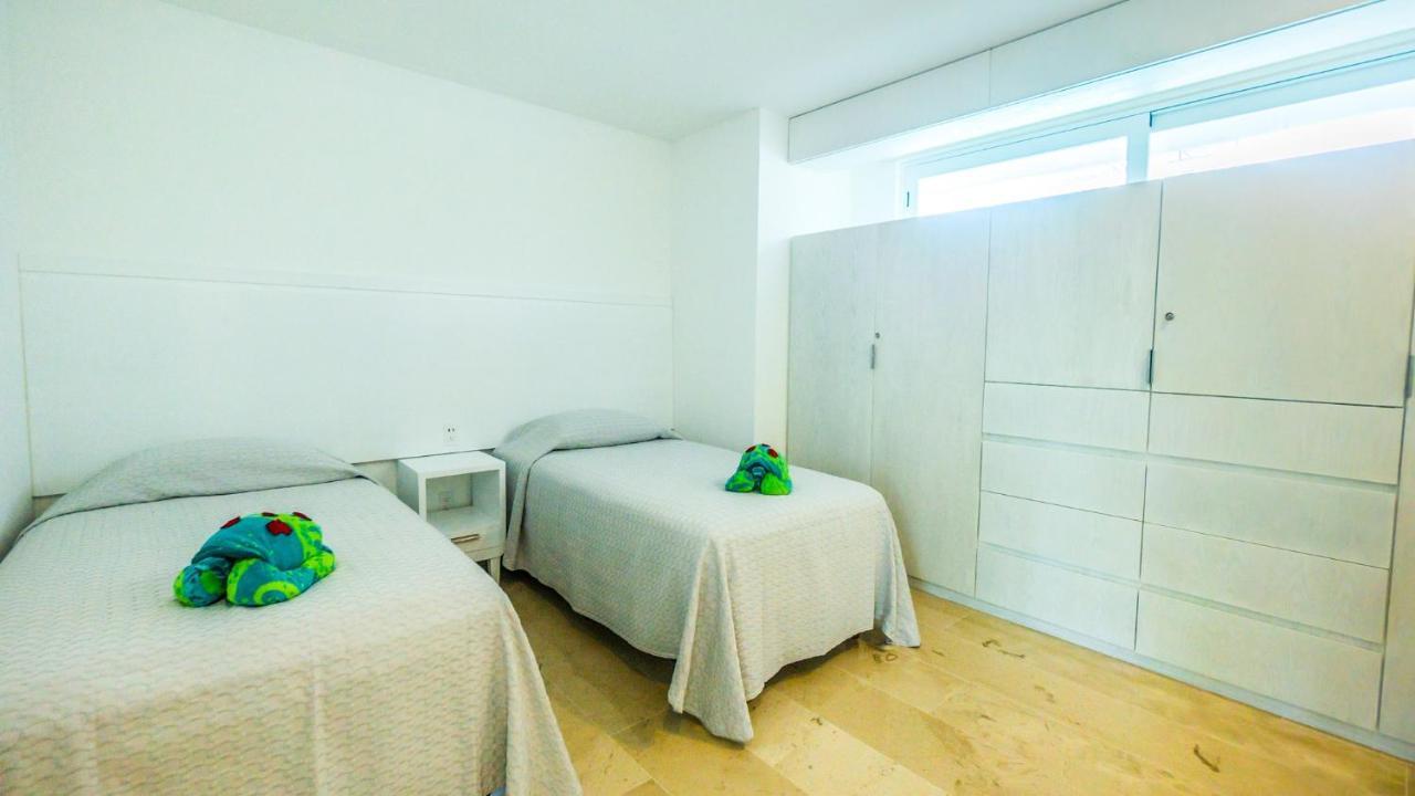 Apartment Oceana 232 With Pool