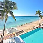 Luxury 3 Bedroom Condo - Beachfront Complex At Mareazul - Buena Vida