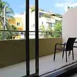 Koox La Mar Condhotel