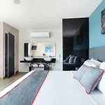Bfh Attraction Deluxe Hotel