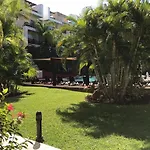 Sabbia Condos