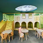 Central & Beautiful Studio, Roof, Cinema, Bbq, Gym, Pools, Kidszone By Yeah