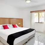 Capital O Hotel Yukon