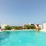 Polo 54 Condos