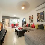 Peregrina - 3 Bedroom Condo In Center Of Playa Del Carmen
