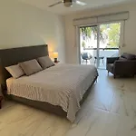 Espectacular Townhouse Renovado 3 Rec 3 Banos