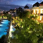 Porto Playa Condo Hotel&Beach Club