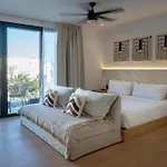 Kumaru 303 Condo
