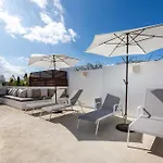 Caribbean Apartment 1