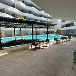 Moderno Departamento En Playa Del Carmen