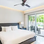 3Br Home With Private Pool Beach And Resort Amenities
