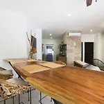 Lovely 2 Bdrm Condo In Gated Community & Pool View