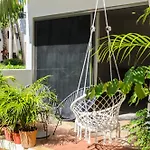 Lovely 2 Bdrm Condo In Gated Community & Pool View