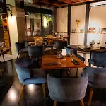It Boutique Hotel & Restaurant