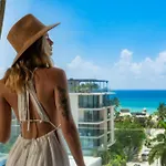 The Reef 28 Hotel & Spa (Adults Only)