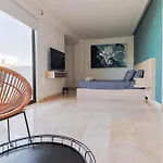 Torre Diez By Grupo Amber