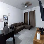 Apartamento Vacacional Houserom