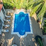 Villa Holiday, Weekly Monthly Discount Private Pool, Bbq, Family Friendly