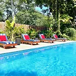 Tenda Comfortable Apartments