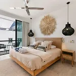 Cozy & New 2Br Rooftop, Central, 10Min To Beach
