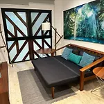 Emiliano42 Suite 101