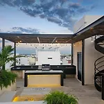 Luxurious Loft - Private Plunge Pool - Rooftop