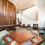 Luxury 3 Bedroom Condo With Ocean View & Pool - Marila 503