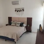 Nueva Villa 3 Pisos En Condominio Playa Del Carmen